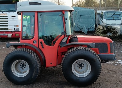 Antonio Carraro TRX6400