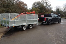 Fast tow trailers with cranes